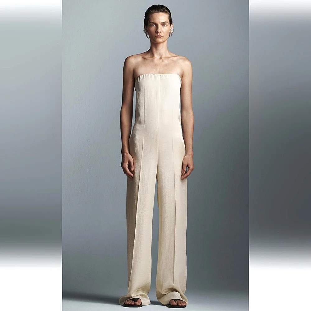 ZARA ZW COLLECTION ECRU STRAPLESS JUMPSUIT 🤩🤩🤩 - Picture 1 of 8